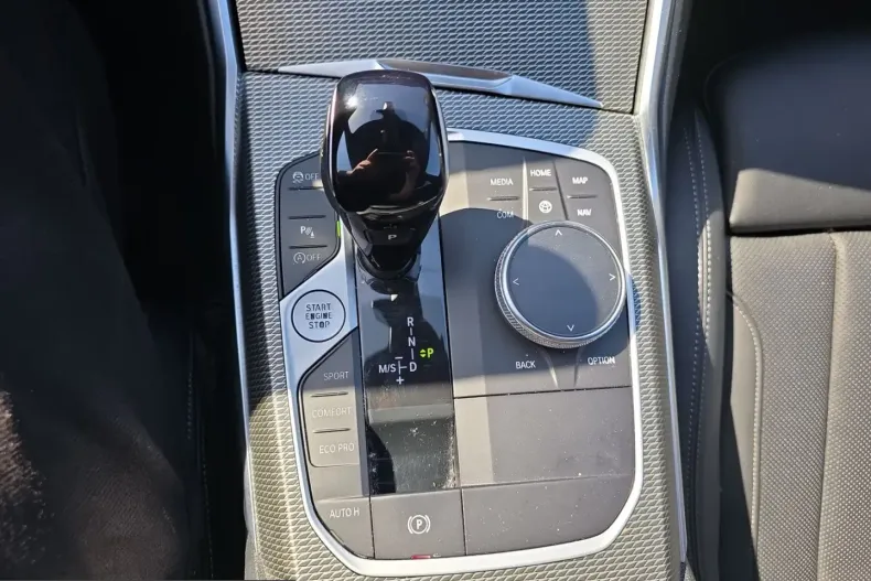 BMW 330 (Seria 3) din 2022 cu 61.349 km - oferta BMW231283 - foto 20