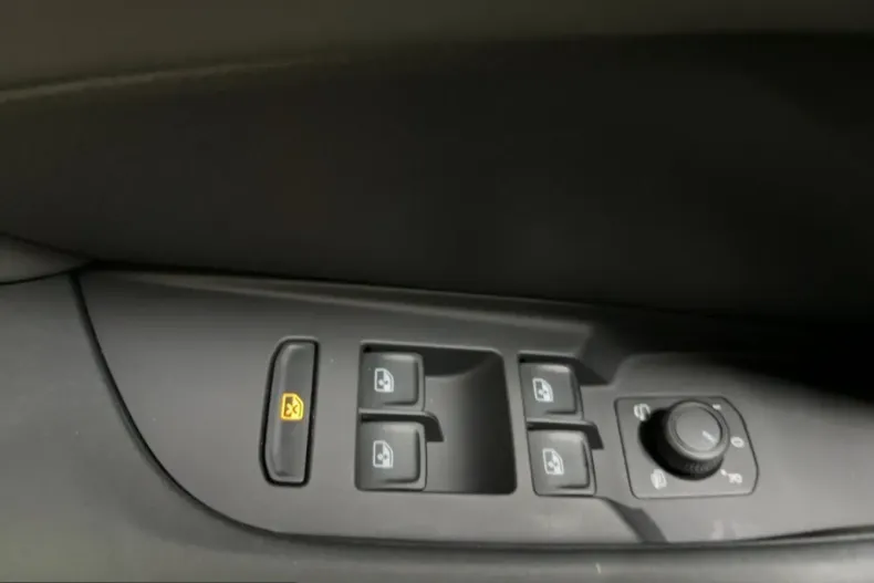 Cupra Terramar din 2025 cu 9.800 km - oferta CUP231286 - foto 12
