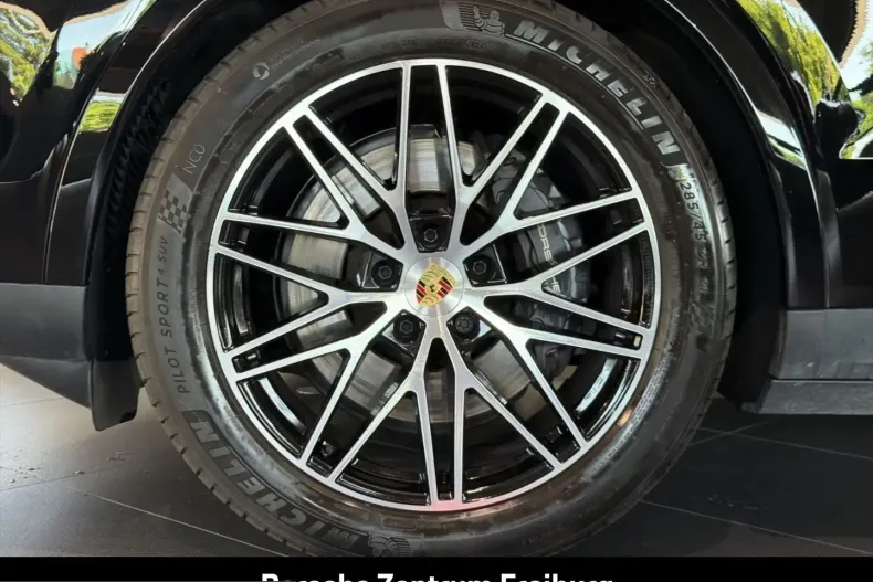 Porsche Cayenne din 2024 cu 23.700 km - oferta POR231293 - foto 6