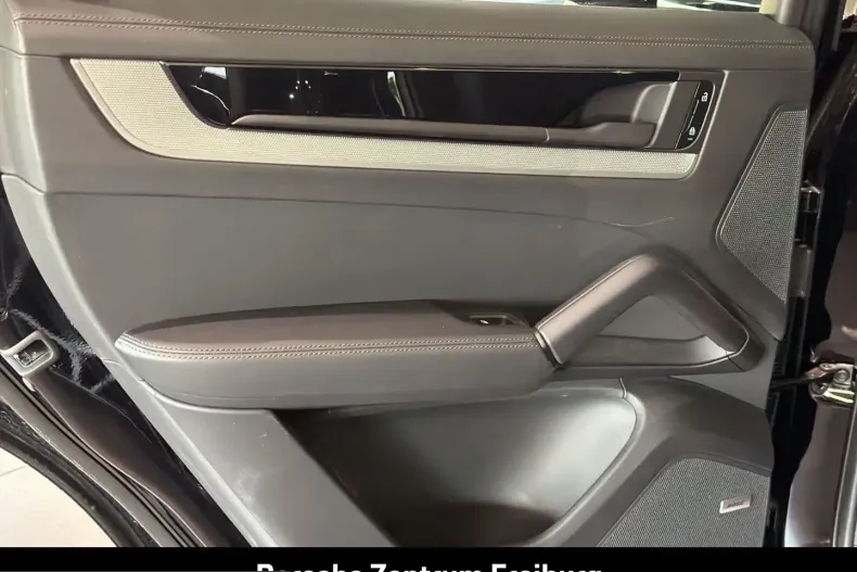 Porsche Cayenne din 2024 cu 23.700 km - oferta POR231293 - foto 10