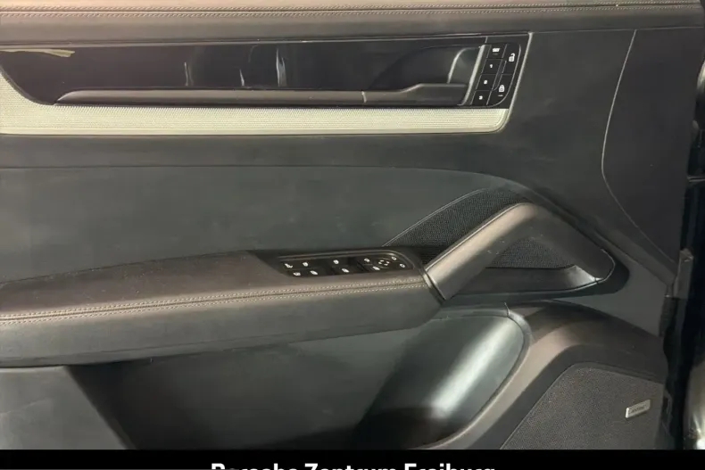 Porsche Cayenne din 2024 cu 23.700 km - oferta POR231293 - foto 13