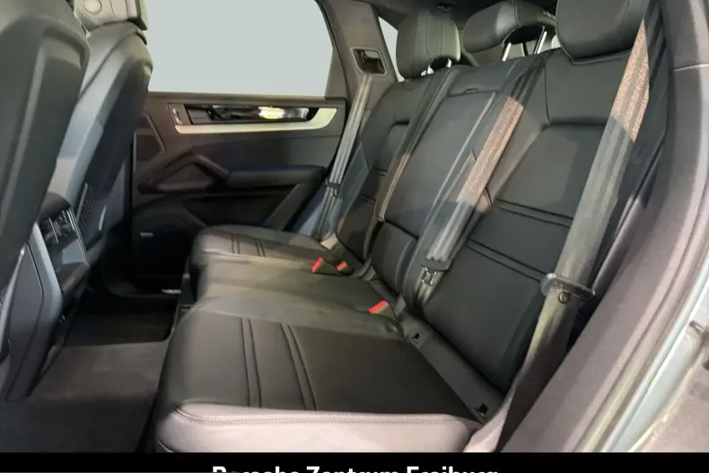 Porsche Cayenne din 2024 cu 23.012 km - oferta POR231295 - foto 12