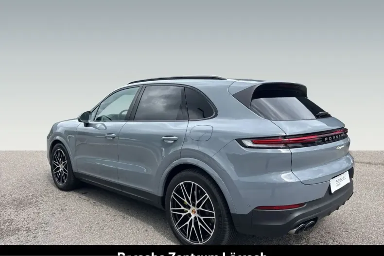 Porsche Cayenne din 2024 cu 23.438 km - oferta POR231297 - foto 4