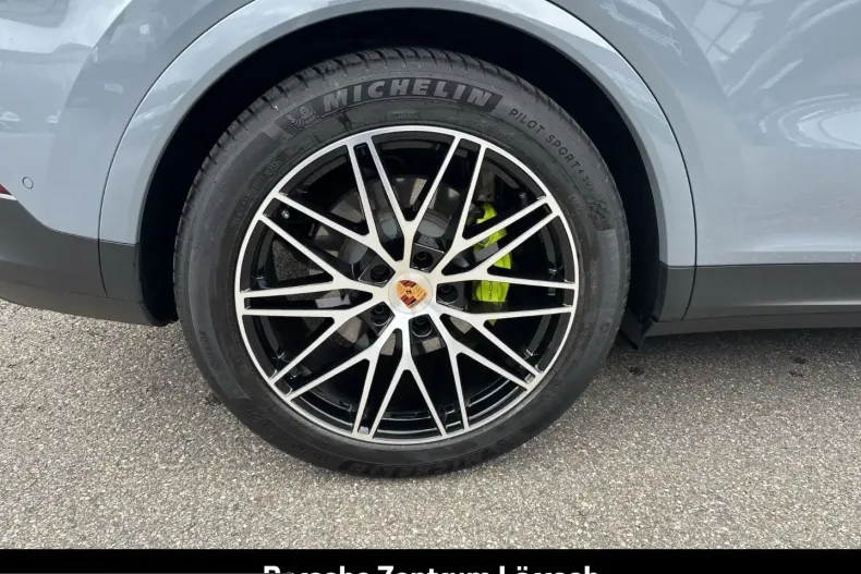 Porsche Cayenne din 2024 cu 23.438 km - oferta POR231297 - foto 20