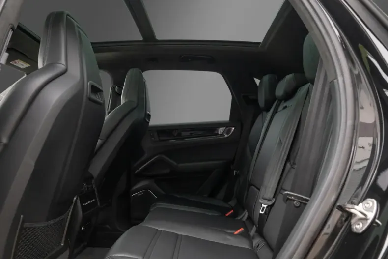 Porsche Cayenne din 2025 cu 24.893 km - oferta POR231300 - foto 13