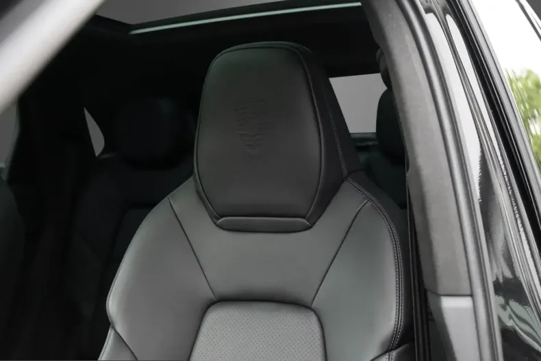Porsche Cayenne din 2025 cu 24.893 km - oferta POR231300 - foto 24