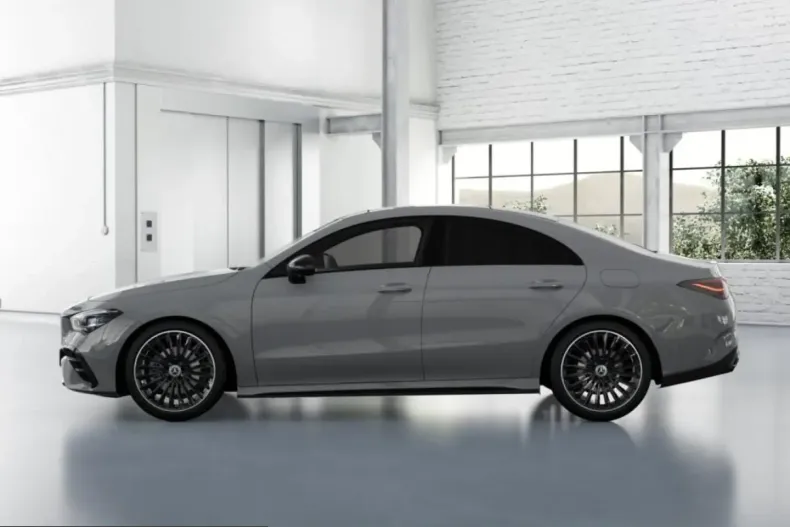 Mercedes-Benz CLA 180 (Clasa CLA) din 2025 cu 38.104 km - oferta MER231304 - foto 2