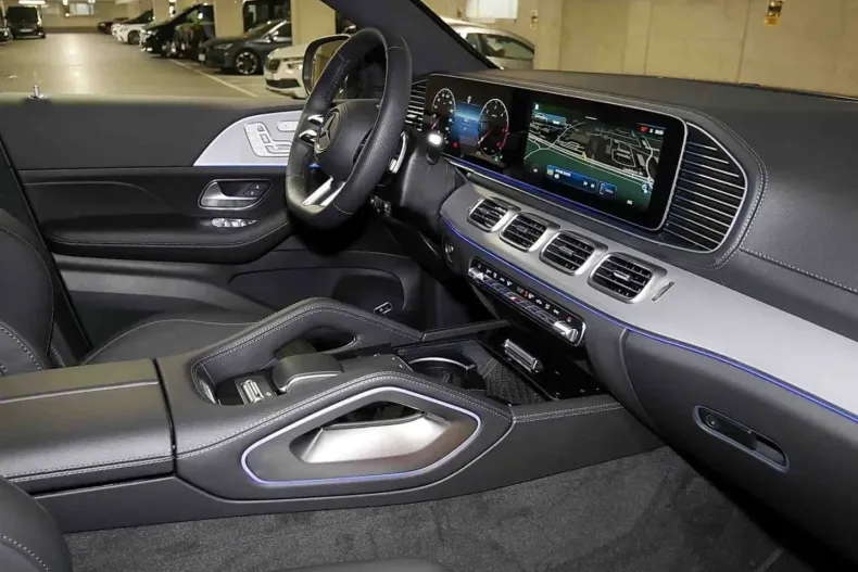 Mercedes-Benz GLE 450 (Clasa GLE) din 2025 cu 8.966 km - oferta MER231309 - foto 4