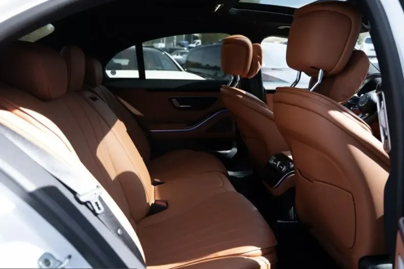 Mercedes-Benz S 350 (Clasa S) din 2025 cu 9.197 km - oferta MER231329 - foto 6
