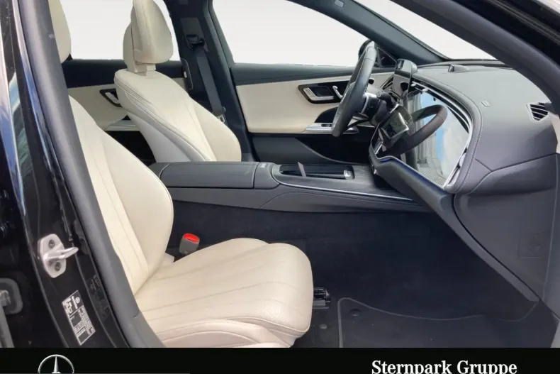Mercedes-Benz E 300 (Clasa E) din 2025 cu 22.040 km - oferta MER231339 - foto 15