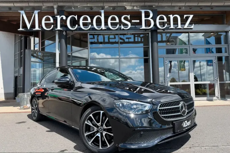 Mercedes-Benz E 220 (Clasa E) din 2024 cu 32.700 km - oferta MER231341 - foto 1