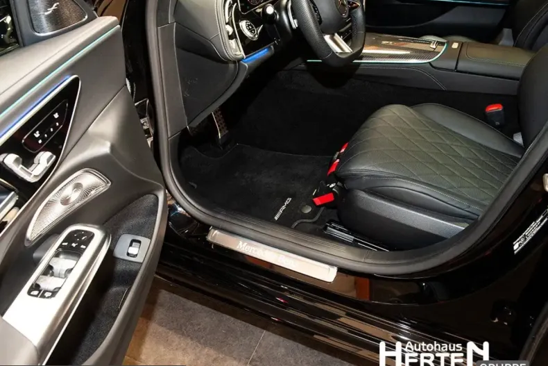 Mercedes-Benz E 220 (Clasa E) din 2025 cu 9.257 km - oferta MER231342 - foto 13