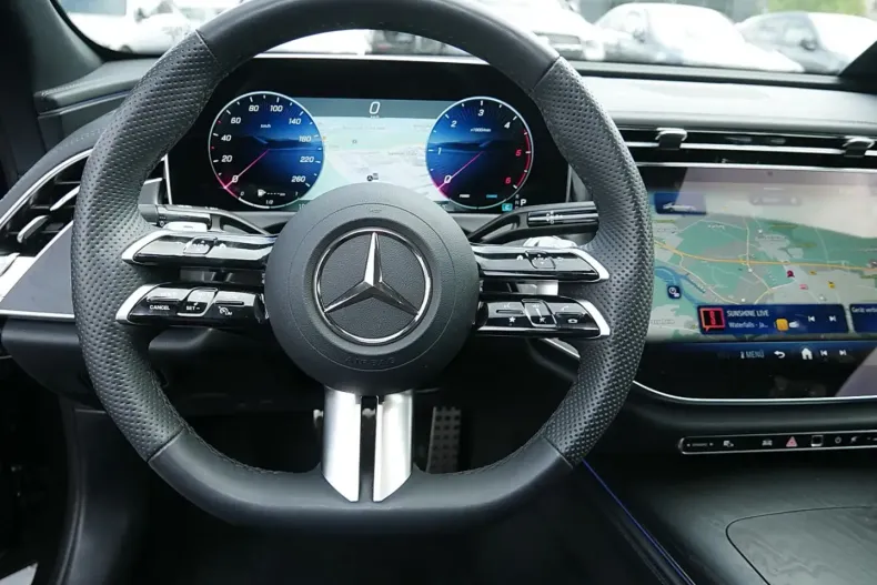 Mercedes-Benz E 220 (Clasa E) din 2025 cu 21.675 km - oferta MER231343 - foto 10