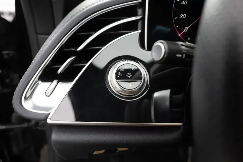 Mercedes-Benz E 450 (Clasa E) din 2025 cu 26.460 km - oferta MER231345 - foto 18