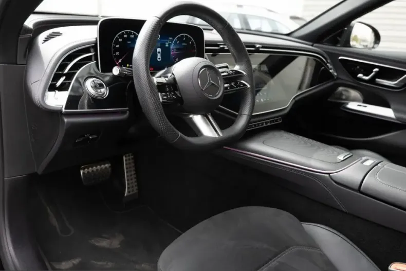 Mercedes-Benz E 450 (Clasa E) din 2025 cu 26.460 km - oferta MER231345 - foto 19