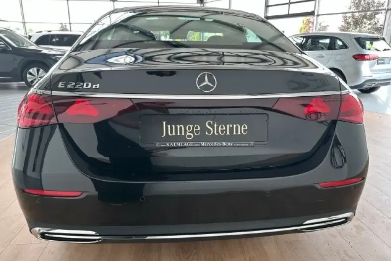 Mercedes-Benz E 220 (Clasa E) din 2024 cu 62.000 km - oferta MER231346 - foto 5