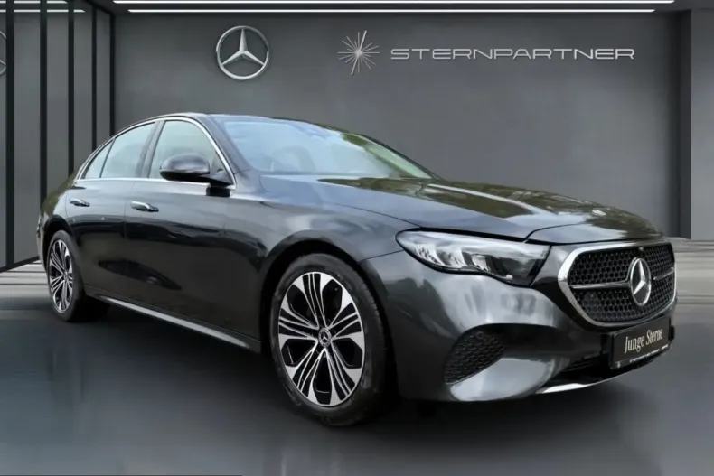 Mercedes-Benz E 220 (Clasa E) din 2025 cu 11.841 km - oferta MER231347 - foto 2