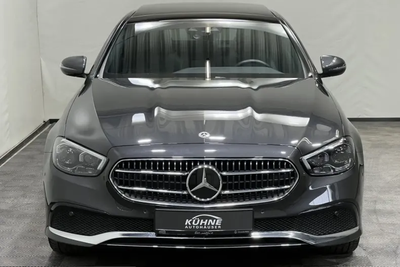 Mercedes-Benz E 220 (Clasa E) din 2024 cu 28.886 km - oferta MER231348 - foto 5