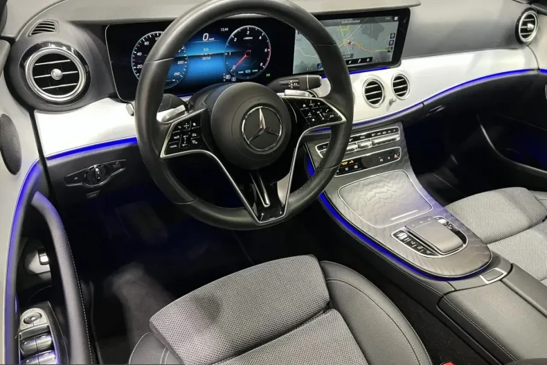 Mercedes-Benz E 220 (Clasa E) din 2024 cu 28.886 km - oferta MER231348 - foto 8