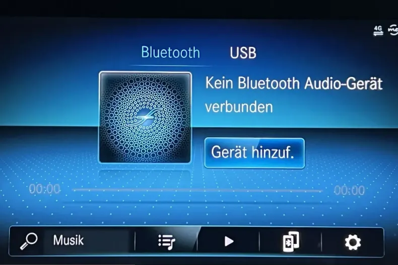 Mercedes-Benz E 220 (Clasa E) din 2024 cu 28.886 km - oferta MER231348 - foto 29