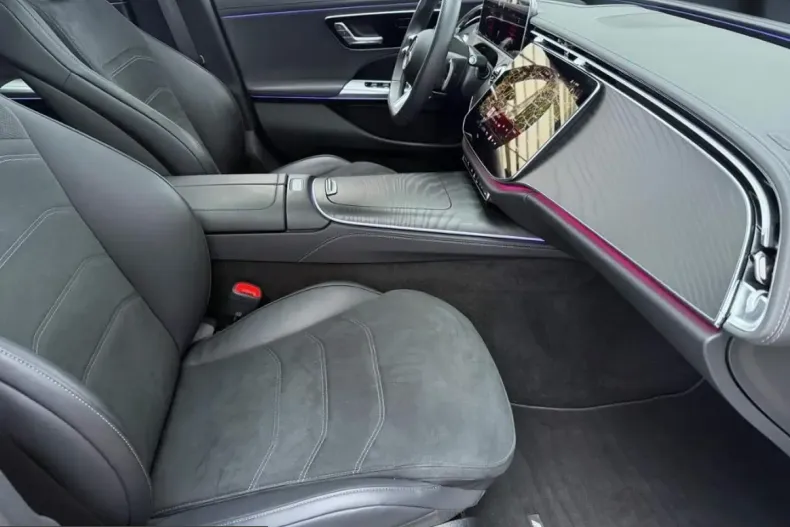 Mercedes-Benz E 220 (Clasa E) din 2025 cu 27.200 km - oferta MER231349 - foto 8