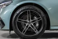 Mercedes-Benz E 300 (Clasa E) din 2025 cu 12.241 km - oferta MER231351 - foto 6