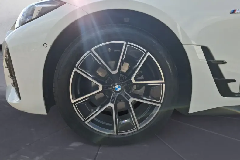 BMW 420i (Seria 4) din 2025 cu 17.274 km - oferta BMW231381 - foto 11
