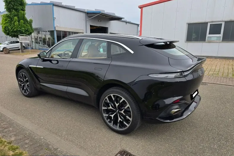 Aston Martin DBX din 2023 cu 106.524 km - oferta AST231389 - foto 3