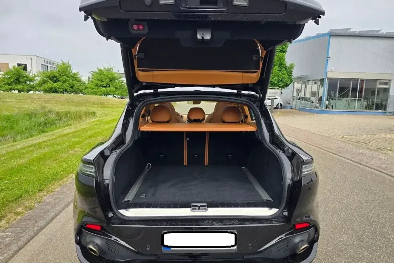 Aston Martin DBX din 2023 cu 106.524 km - oferta AST231389 - foto 9