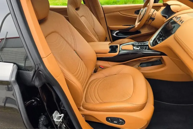 Aston Martin DBX din 2023 cu 106.524 km - oferta AST231389 - foto 11