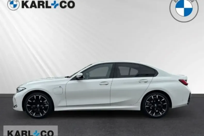 BMW 330 (Seria 3) din 2025 cu 15.901 km - oferta BMW231393 - foto 3