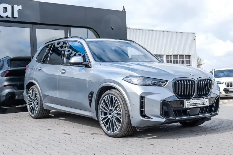 BMW X5 (Seria X) din 2025 cu 10.200 km - oferta BMW231396 - foto 1