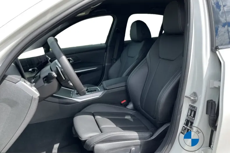 BMW M340i (Seria 3) din 2025 cu 14.896 km - oferta BMW231401 - foto 10
