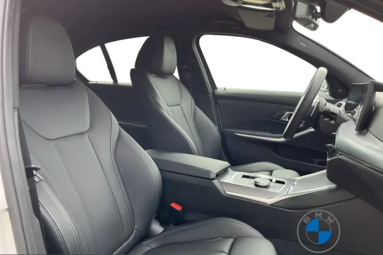 BMW M340i (Seria 3) din 2025 cu 14.896 km - oferta BMW231401 - foto 11