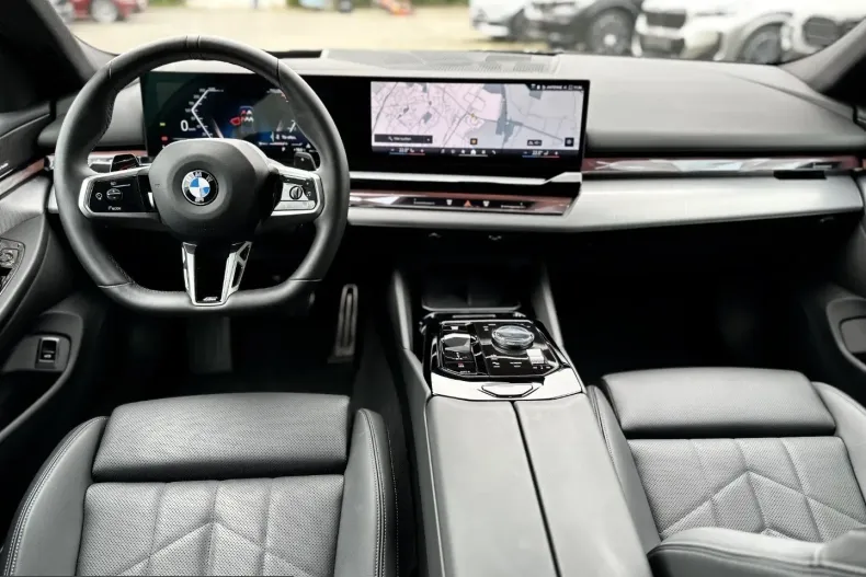 BMW 520 (Seria 5) din 2025 cu 7.900 km - oferta BMW231410 - foto 6