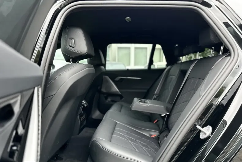 BMW 520 (Seria 5) din 2025 cu 7.900 km - oferta BMW231410 - foto 16