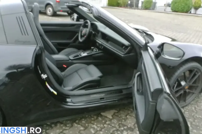 Porsche 911 din 2026 cu 7.000 km - oferta POR231416 - foto 4