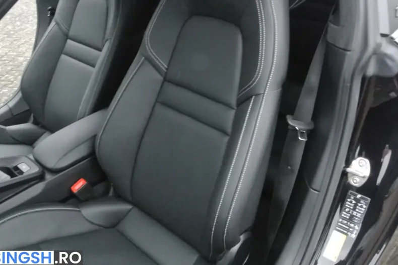 Porsche 911 din 2026 cu 7.000 km - oferta POR231416 - foto 16