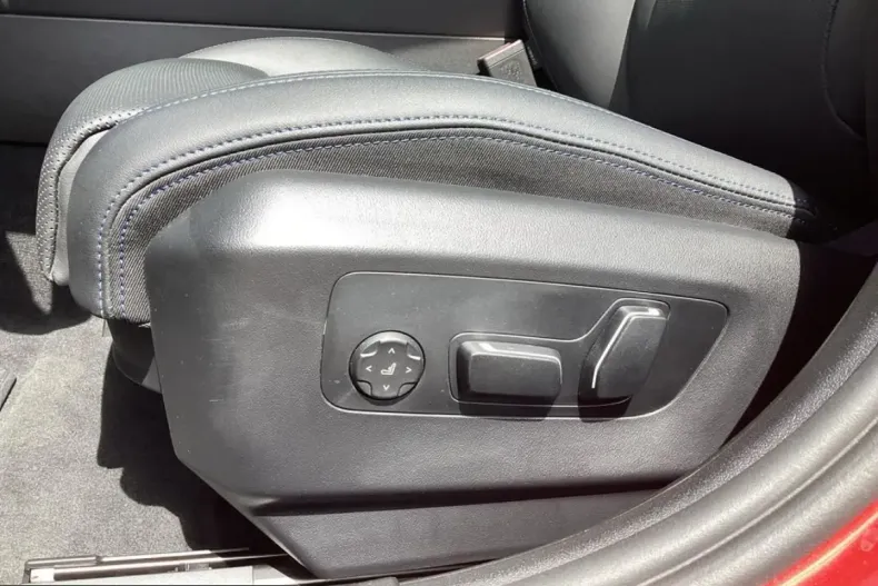 BMW 520 (Seria 5) din 2025 cu 31.700 km - oferta BMW231417 - foto 19