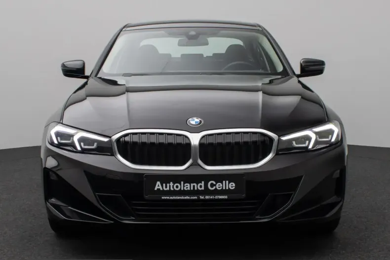 BMW 318i (Seria 3) din 2024 cu 38.625 km - oferta BMW231421 - foto 1
