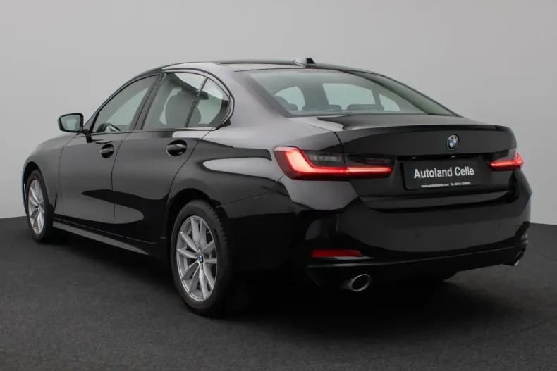 BMW 318i (Seria 3) din 2024 cu 38.625 km - oferta BMW231421 - foto 8