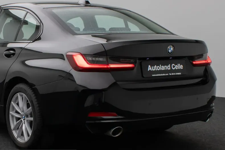 BMW 318i (Seria 3) din 2024 cu 38.625 km - oferta BMW231421 - foto 13