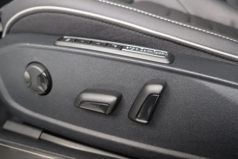 Volkswagen Arteon din 2024 cu 35.468 km - oferta VOL231422 - foto 19