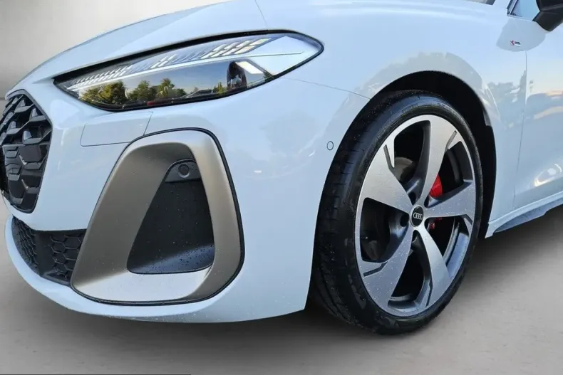 Audi A5 din 2025 cu 3.887 km - oferta AUD231426 - foto 3