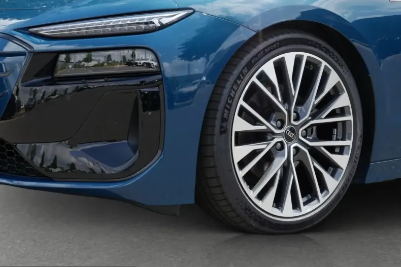 Audi A6 e-tron din 2025 cu 8.532 km - oferta AUD231431 - foto 2