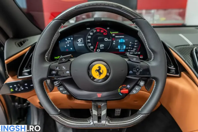 Ferrari Roma din 2025 cu 1.900 km - oferta FER231432 - foto 14