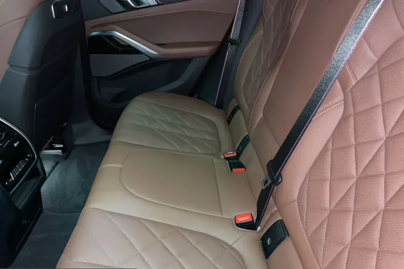 BMW X6 (Seria X) din 2023 cu 38.154 km - oferta BMW231435 - foto 9