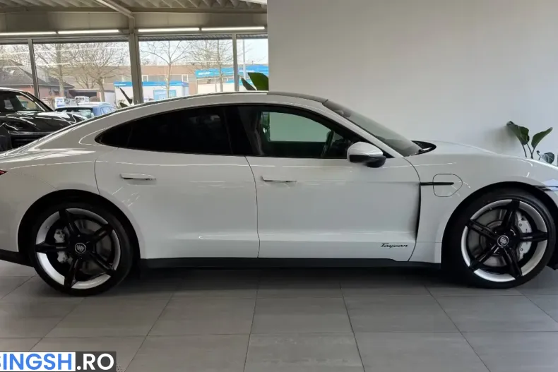Porsche Taycan din 2026 cu 2.000 km - oferta POR231437 - foto 11