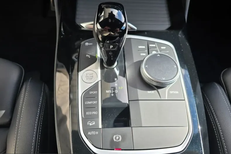 BMW X4 (Seria X) din 2025 cu 15.699 km - oferta BMW231444 - foto 12