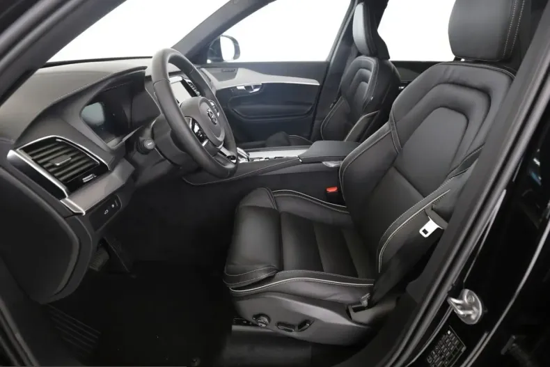 Volvo XC90 din 2024 cu 28.787 km - oferta VOL231445 - foto 6